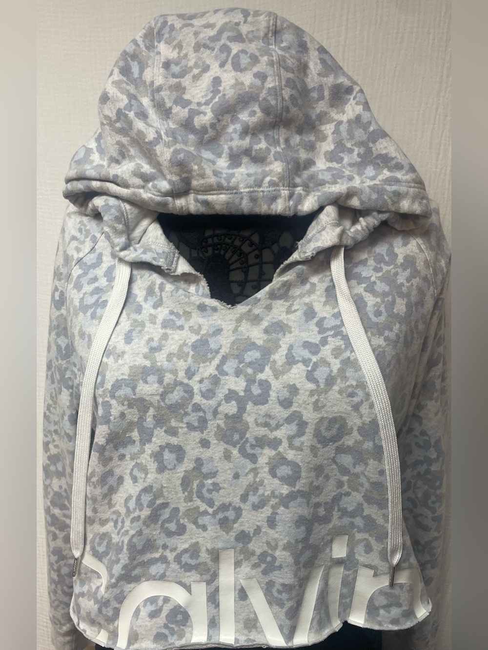 Calvin Klein Cropped Grey/White Leopard Print Hoodie w/ Drawstring, Sz: L